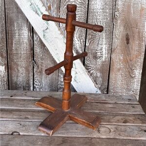 Vtg Wooden 4 Mug Tree Or Jewelry Stand X-Shaped Base Country Core Farm  *Read*